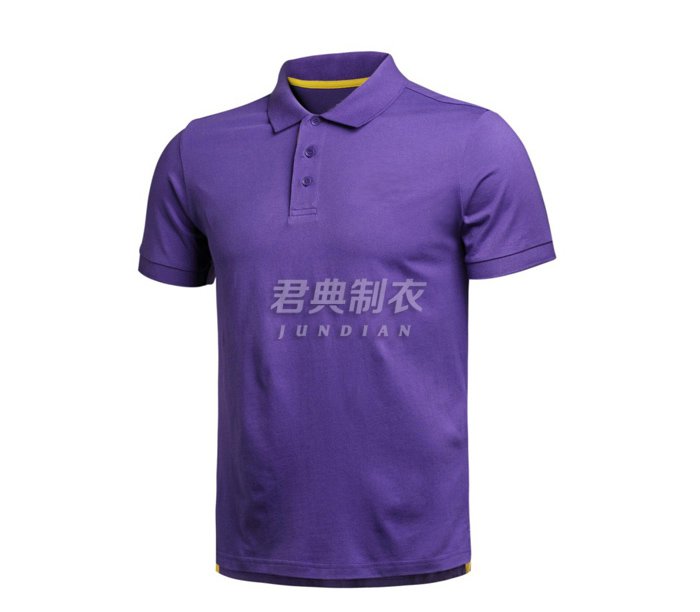 紫色polo衫